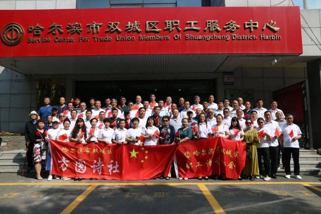 成都誊虞橦服饰有限公司高品质童装代表深受消费者喜爱